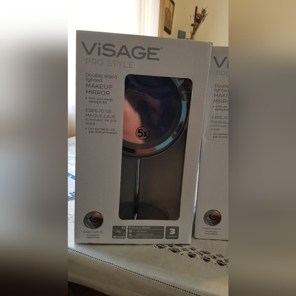 ๐ธ2 for $10๐ธ Lighted makeup mirror, ring light, brand new - Picture 5 of 12